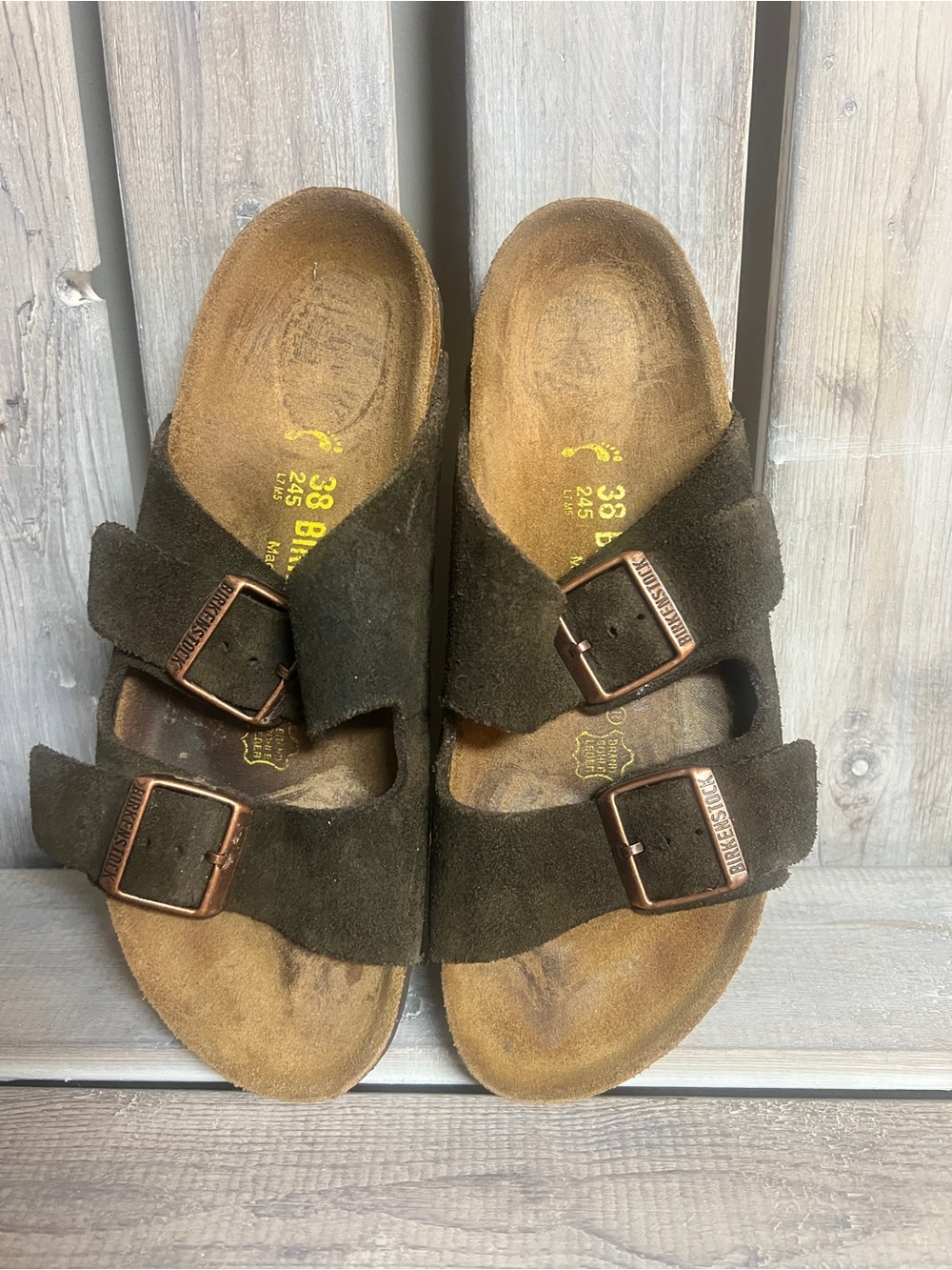 Birkenstock slide Sandals in Dark Brown Suede